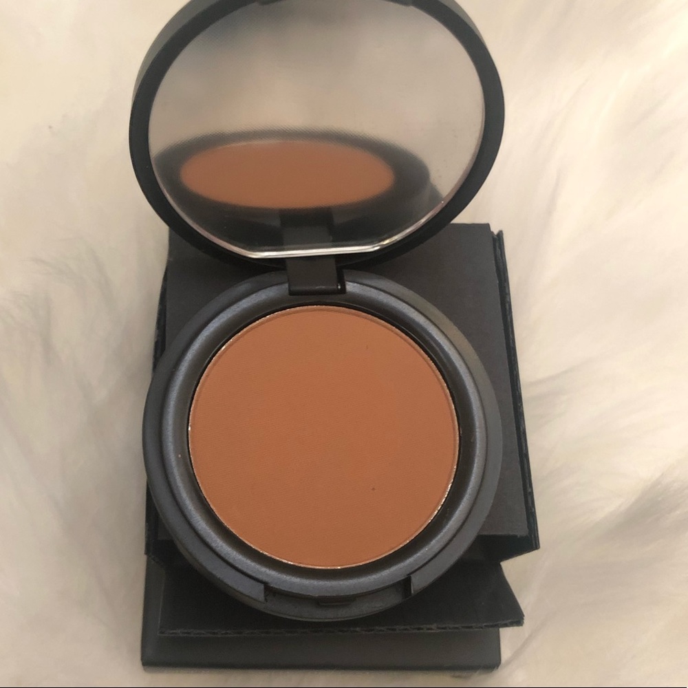 YC Collection Matte Bronzer